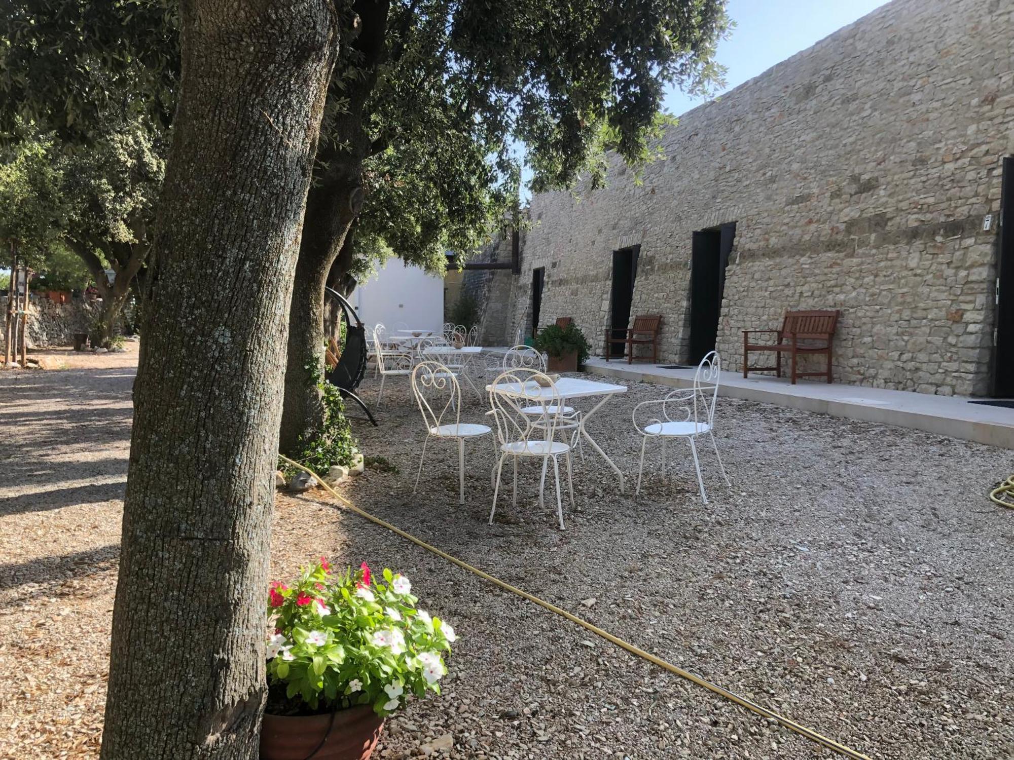 Ai Pilieri Di Bagnoli Vila Castel Del Monte  Exterior foto
